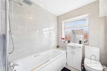 2 bedroom flat to rent - Photo 3