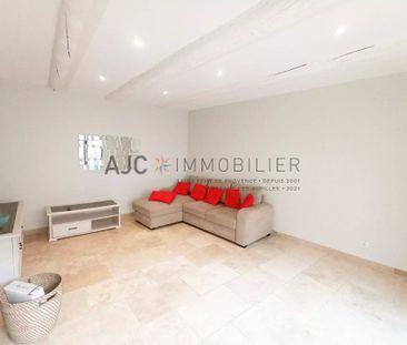 MAS DE VILLE MEUBLÉ - PISCINE ET DÉPENDANCE - Photo 3