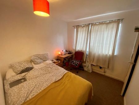 Allington Avenue, Lenton, NG7, Property for rent - Photo 2