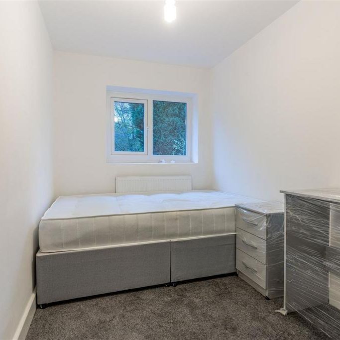 5 bedroom house to rent - Photo 1