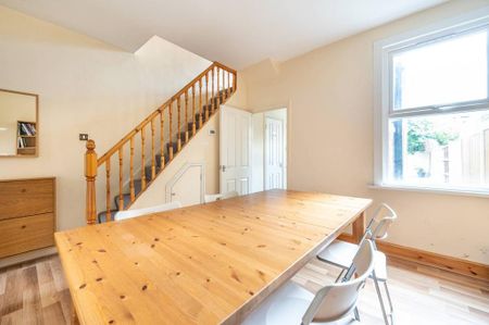 4 bedroom house to rent - Photo 2