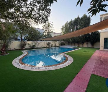 4 Beds | Extended Villa | Upgraded Pool - Photo 2