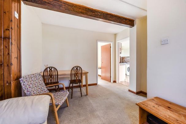 3 bedroom semi-detached house to rent - Photo 1