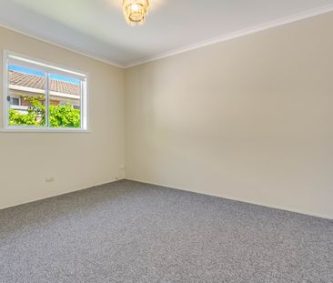 Freshly Updated Unit in Prime South Albury Location - Photo 2