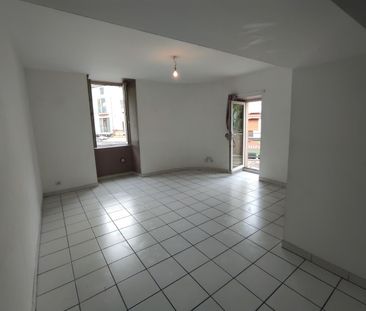 Location Appartement 2 pièces 51m² LES VANS 07140 - Photo 3