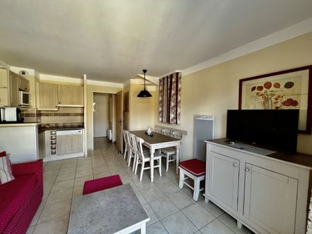 Location Maison 3 pièces 45m² MALLEMORT 13370 - Photo 2