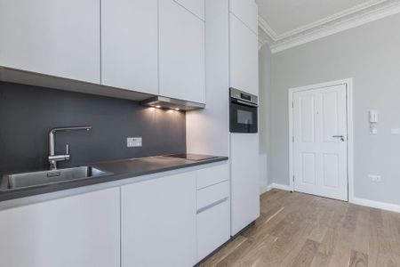 Ground floor flat to rent - Photo 4