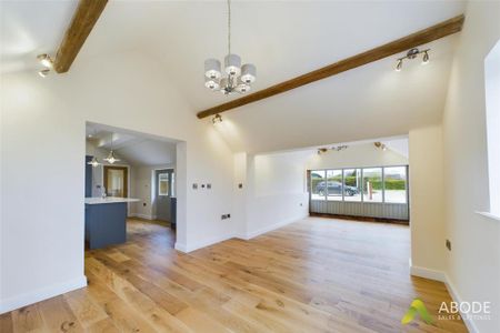4 bedroom barn conversion to rent - Photo 2