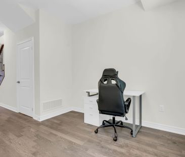 For Lease - 45 Folcroft Street, Brampton, Ontario - Photo 6