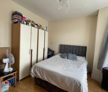 1 Bed Flat, Northbrook Rd, IG1 - Photo 3