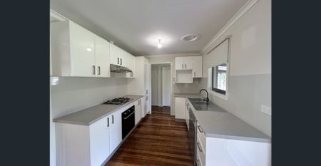3 BEDROOM HOME IN NARRE WARREN! - Photo 5