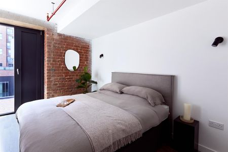 Kampus, Piccadilly - Photo 2