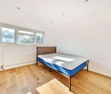 A good sized family home in a popular Orpington location - Photo 6