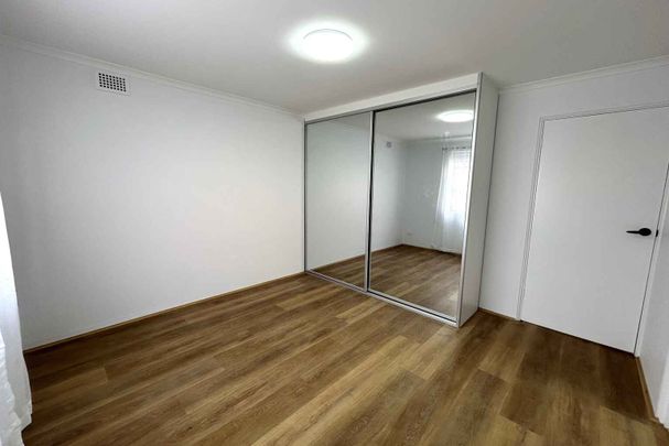 Choice of Two Newly Renovated One Bedroom Units! - Photo 1