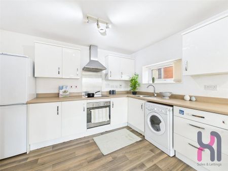 2 bedroom flat to rent - Photo 2