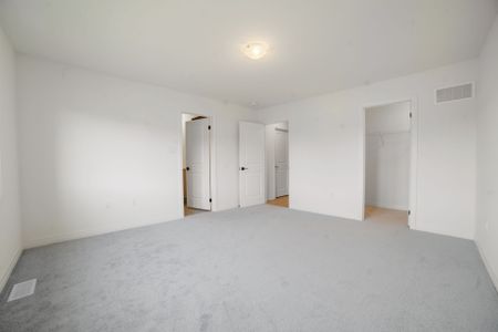 For Lease - 115 Velvet Way, Thorold, Ontario - Photo 5