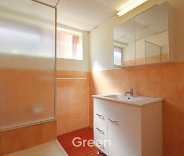 Supreme Location, Large Lounge Space, Ground Floor! - Photo 4