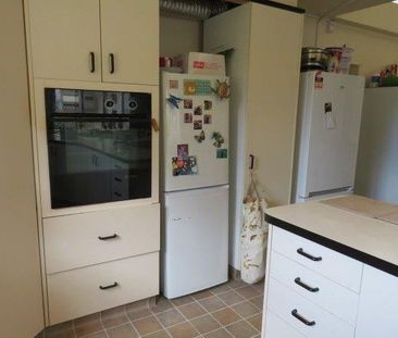 COST EFFECTIVE LIVING AVAILABLE - RENT INCLUDES POWER/INTERNET - Photo 1