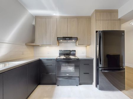 For Lease - 28 Beaconsfield Avenue Unit# 2, Toronto, Ontario - Photo 4