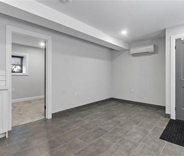 For Lease - 130 Elgin Street Unit# #1, Brantford, Ontario - Photo 5
