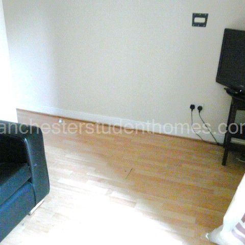 Yew Tree Road, Manchester, M14 7DG - Photo 1