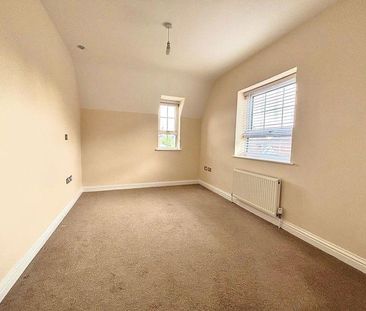 4 bedroom detached house to rent - Photo 5