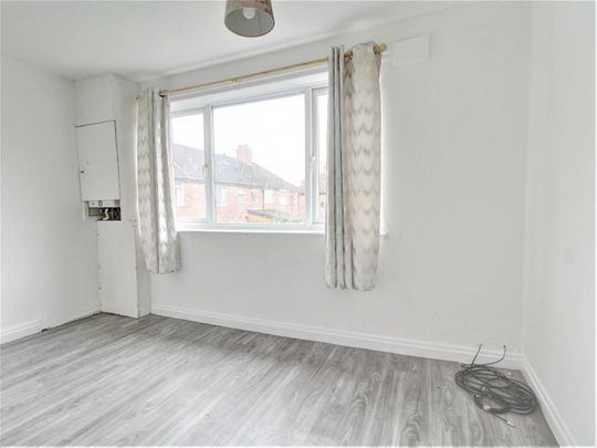 Eastfield Avenue, Middleton, Manchester - Photo 1