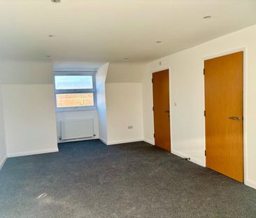 2 bedroom apartment to rent Winchester Road, Bishops Waltham, South... - Photo 2