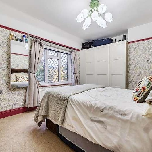 Stuart Close, Emmer Green, RG4 - Photo 1