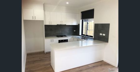 Modern Comfort in Thomastown - Photo 4