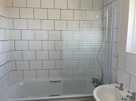 Highgrove Close, Calne - Photo 5