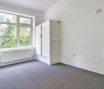 Gartons Lane, Clock Face, WA9 - Photo 5