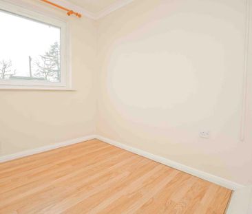 3 bedroom detached house to rent - Photo 5