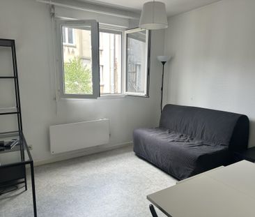 Location / Studio meublé - Photo 5