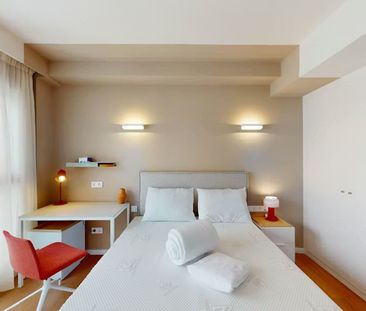 Calle de Anastasio Herrero, Madrid, Community of Madrid 28020 - Photo 1