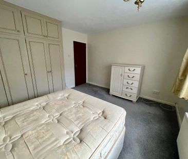 2 bedroom flat to rent - Photo 6