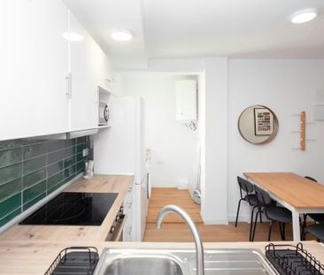 Carrer de l'Orient, Valencia, Valencian Community 46004 - Photo 5