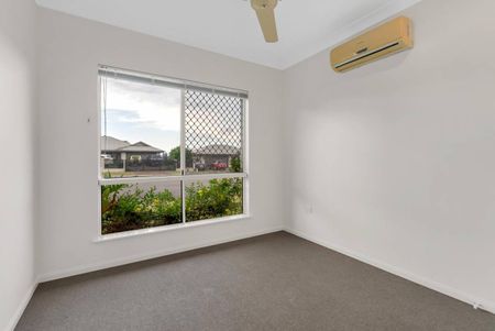 Spacious 4-Bedroom Family Home - Photo 4