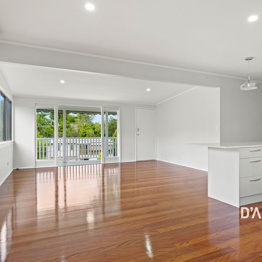 73 GLENBRAE ST - Photo 1