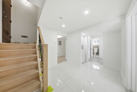 For Lease - 32 Forge Drive, Toronto, Ontario - Photo 2