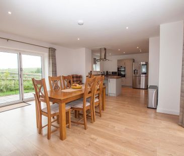 4 bedroom farm house to rent - Photo 3