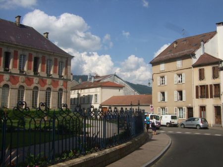 Location Appartement 2 pièces 59m² REMIREMONT 88200 - Photo 4