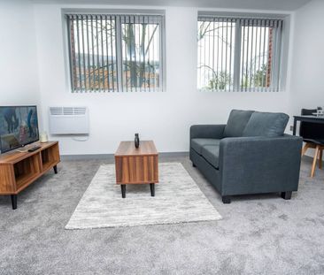 Prospect Hill, Redditch - Photo 2