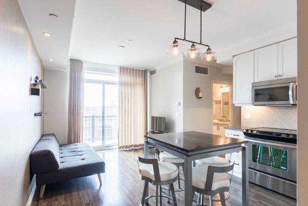 For Lease - 3563 Lake Shore Boulevard Unit# 411, Toronto, Ontario - Photo 1