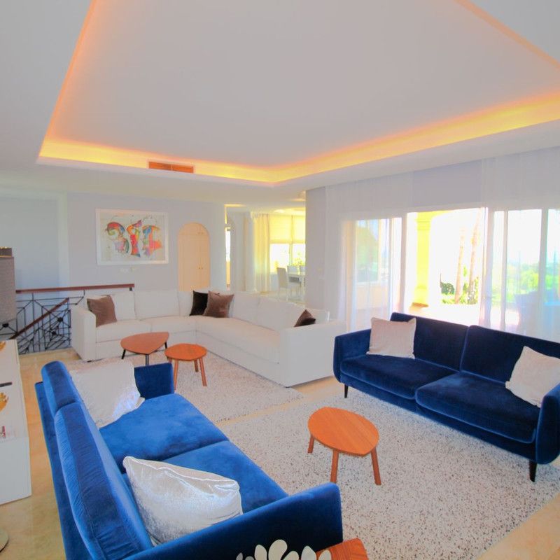 Detached Villa · Los Arqueros - Photo 1