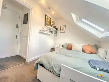 1 bedroom in a house share to rent - Photo 4