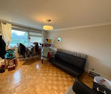 2 bedroom maisonette to rent - Photo 2