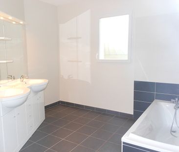 Location Maison 5 pièces 139m² - Photo 6