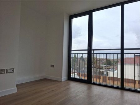 2 bedroom flat to rent - Photo 5