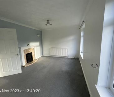 2 bedroom semi-detached house to rent - Photo 2